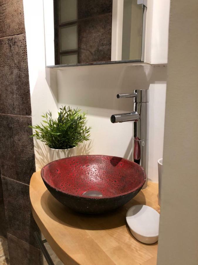 La Taniere De L'Ours Blanc Aubagne-Cassis-Aix En Provence Apartment Bagian luar foto